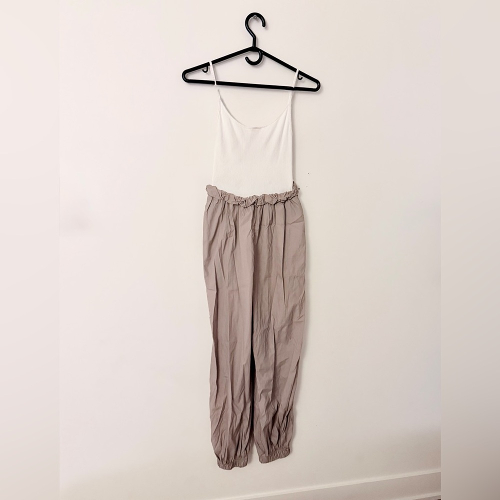 Women’s Zara White ribbed tank top and Tan pants Jumpsuit. Size M.